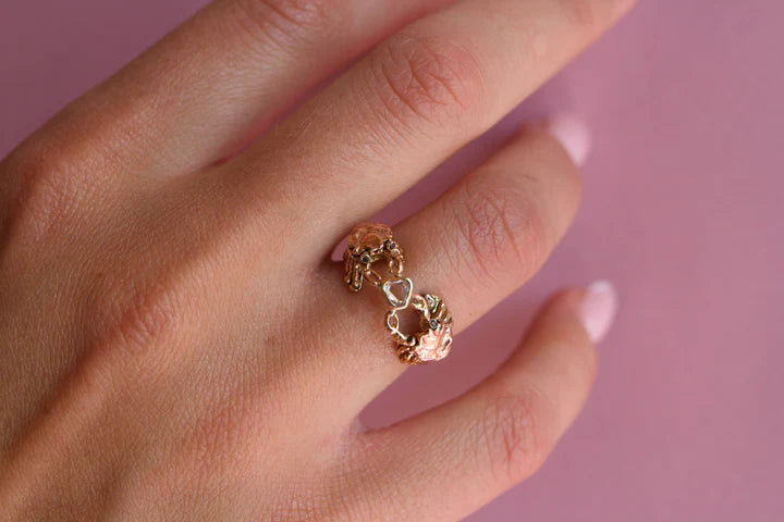 Petite Crab Ring – 14k Gold with Rose-Cut and Black Diamonds