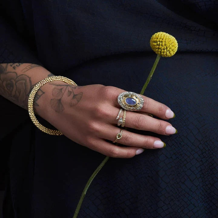 Bi-Color Sapphire Petra Ring – 14k Yellow Gold