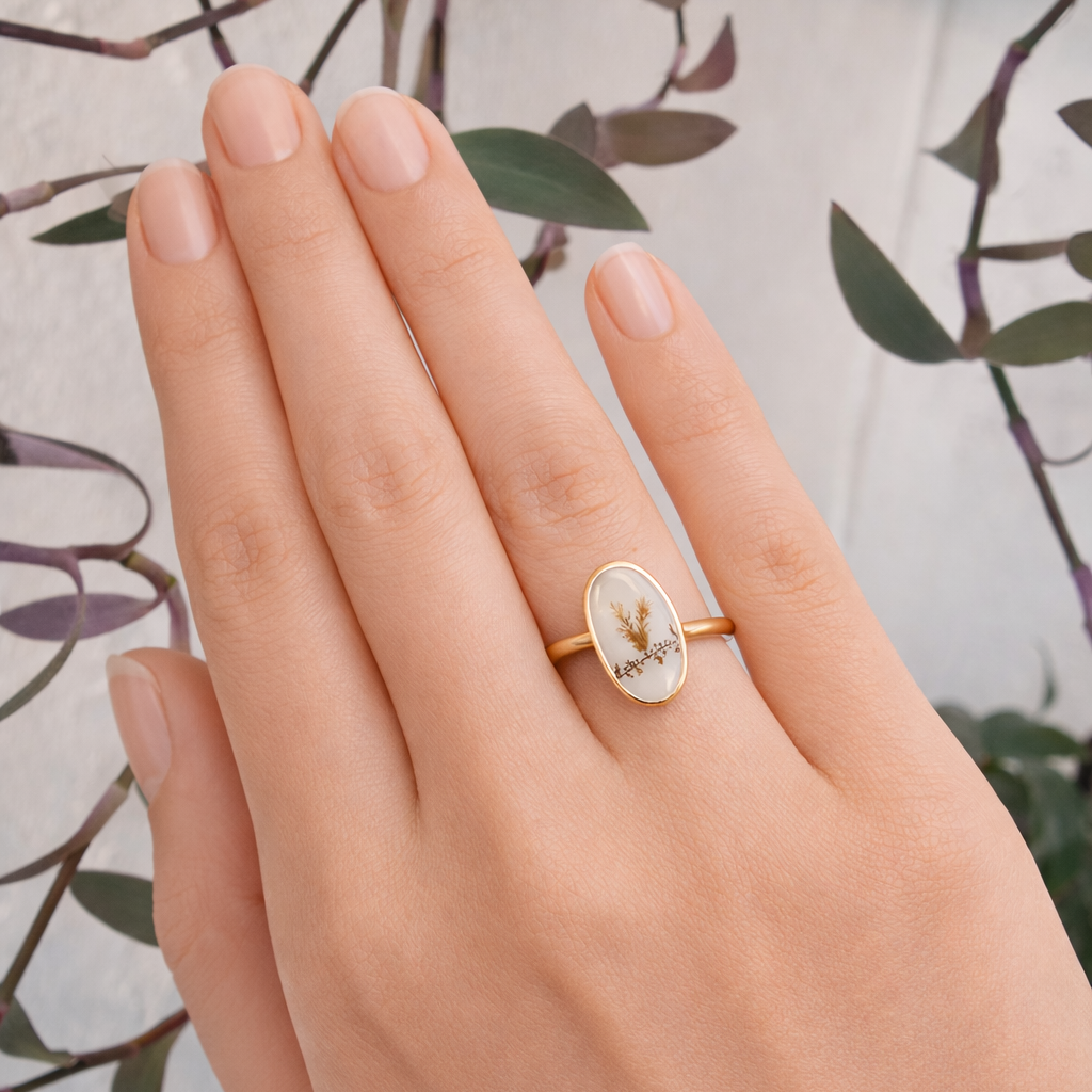 Dendritic Agate Oval Bezel Ring - 18k Gold