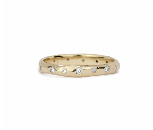 Noemi Scattered Diamond Band - 14k Yellow Gold