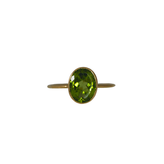 18k Yellow Gold Peridot Ring