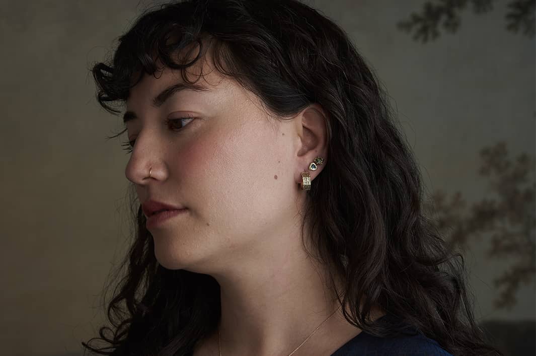 Prong Petra Studs