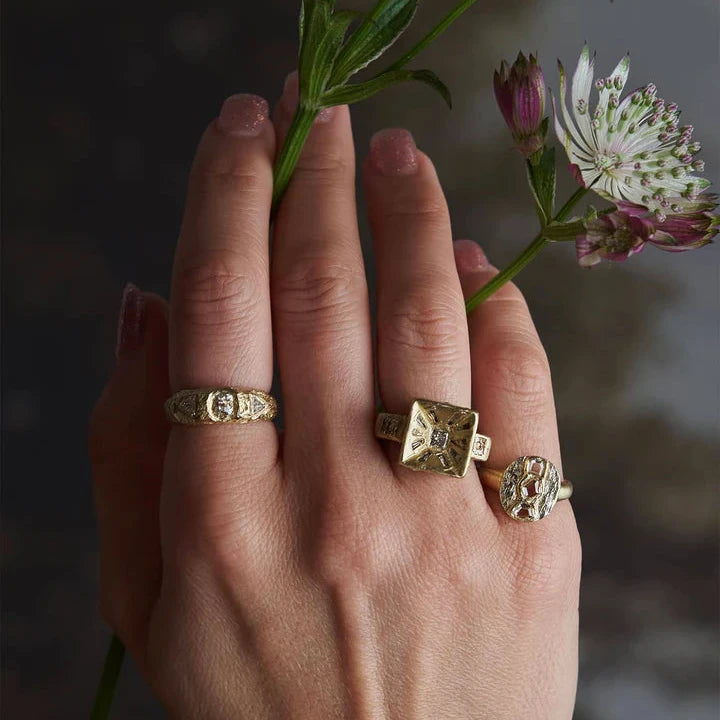 Symplegade Signet Ring II