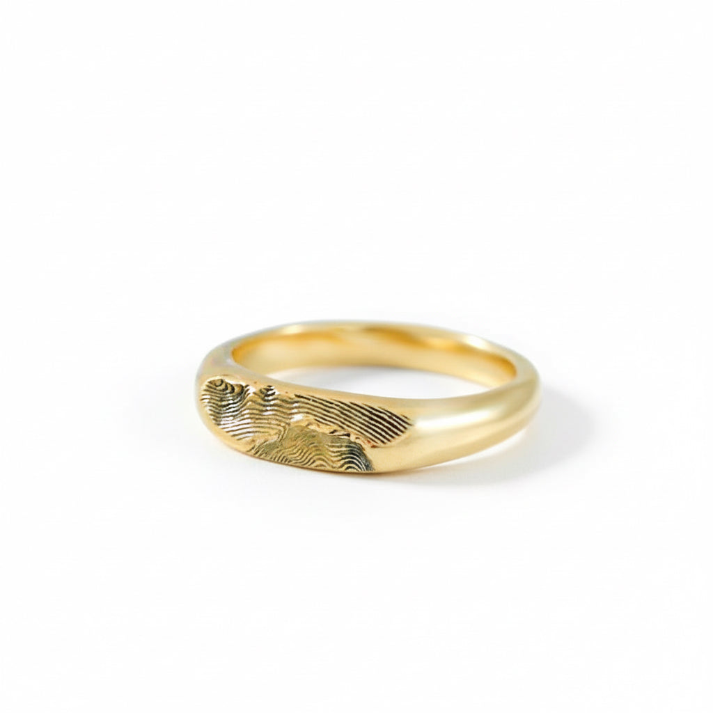 14k yellow gold Sandia Crest topo ring with sculpted mountain landscape design.