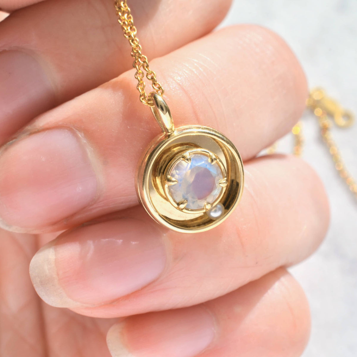 Kinetic Pearl & Rainbow Moonstone Pendant - 14K Gold