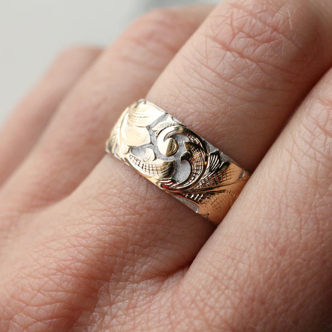 Wide Acanthus Ring