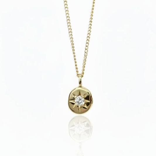 Estrella Diamond Star Necklace - 14k Yellow Gold