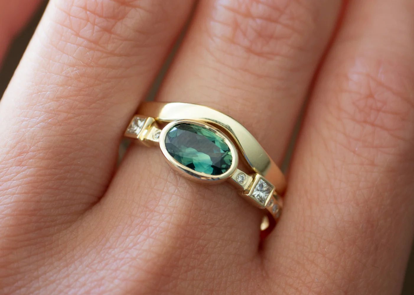 Hikaru Ring No.12 - Oval Green Australian Sapphire
