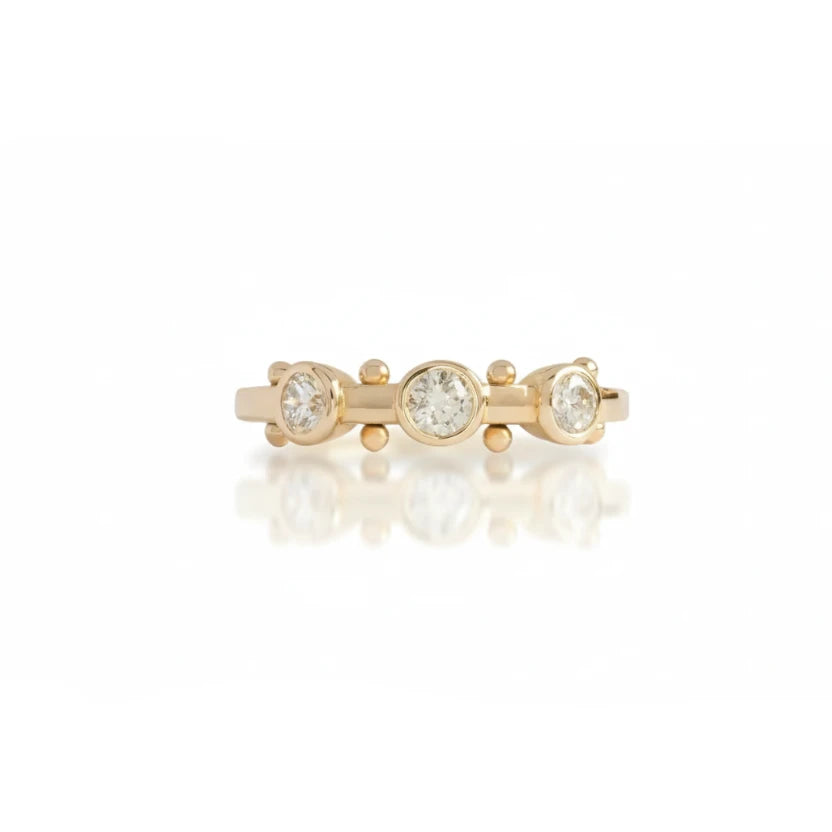3-Stone Koemi Diamond Ring – 14k Gold