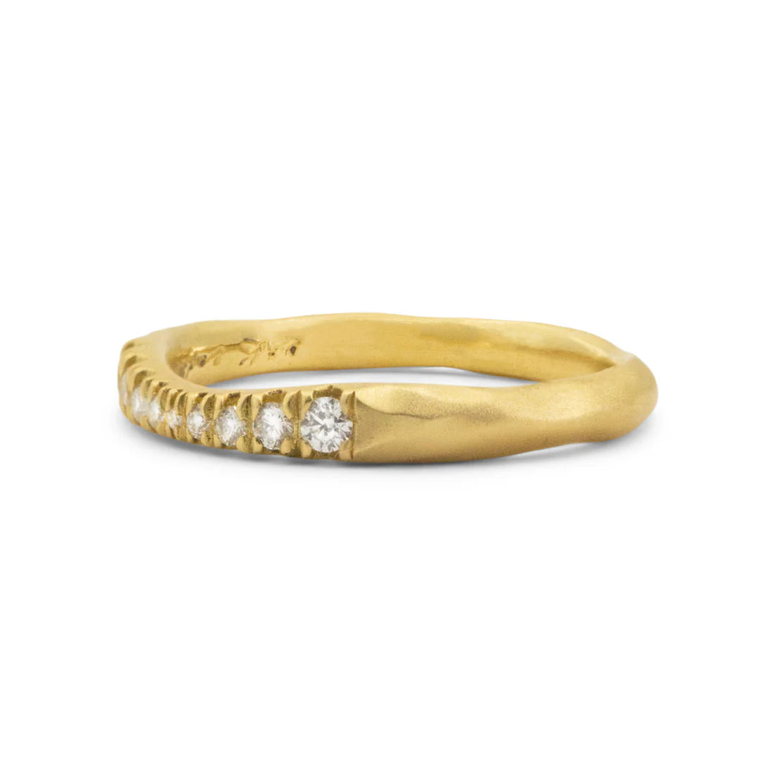 Petite Trellis Diamond Band – 18k Gold
