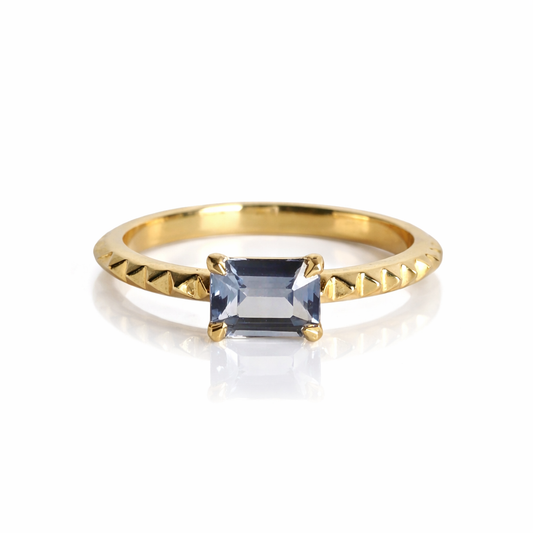Pyramid Solitaire IV Ring - 14k Gold