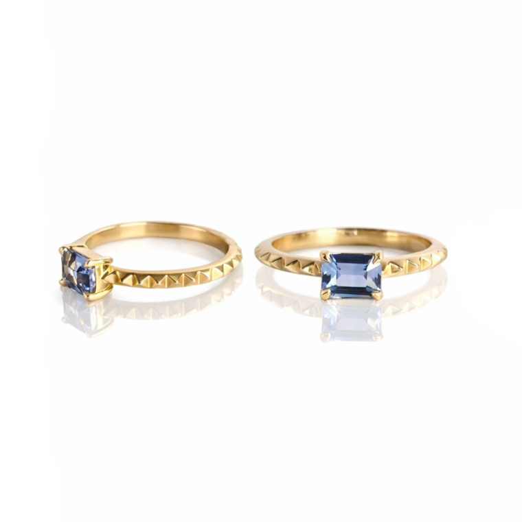 Pyramid Solitaire IV Ring - 14k Gold