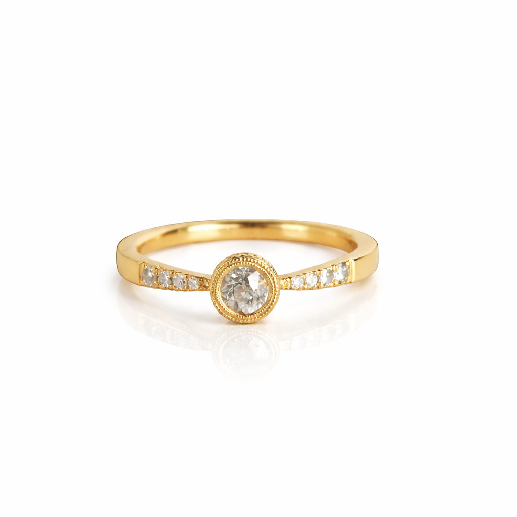 Round Diamond Horseshoe Solitaire Ring - 18k Gold