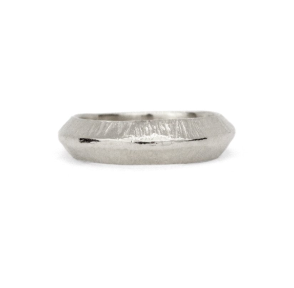 Silver Nairobi Knife Edge Ring