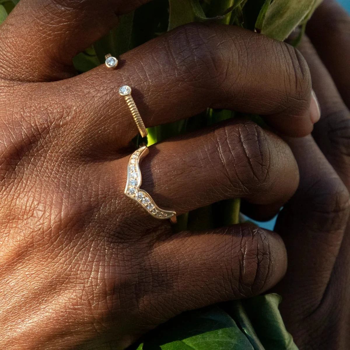 Mermaid Tail Diamond Ring – 14k Gold