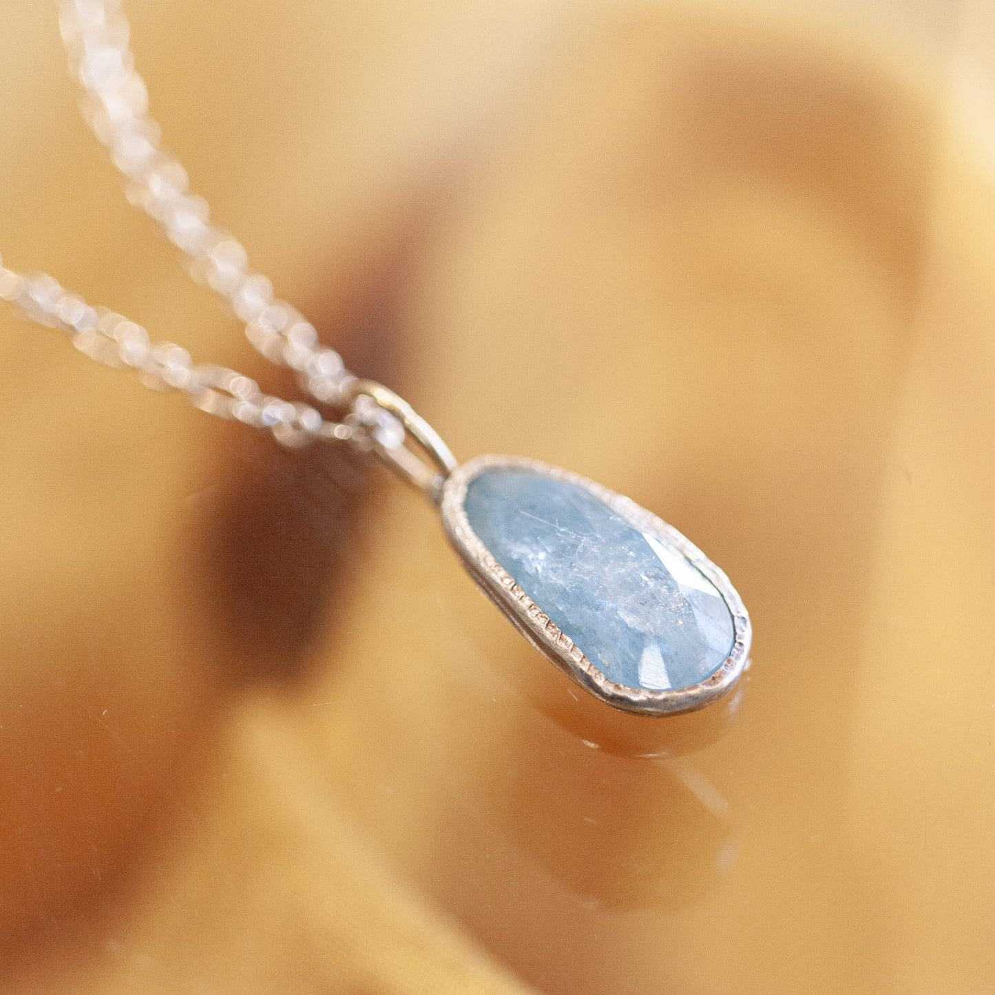 Aquamarine Shimmer Pendant – Sterling Silver & 18k Gold