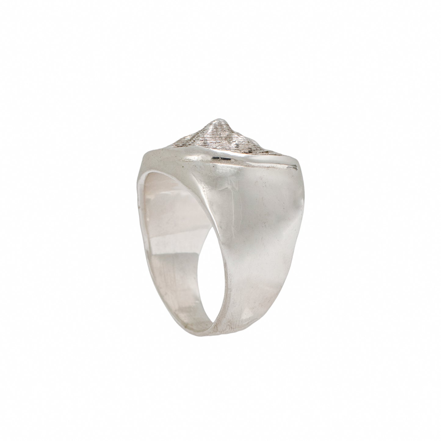 Sandia Crest – Heavy Sterling Silver Circle Signet Ring