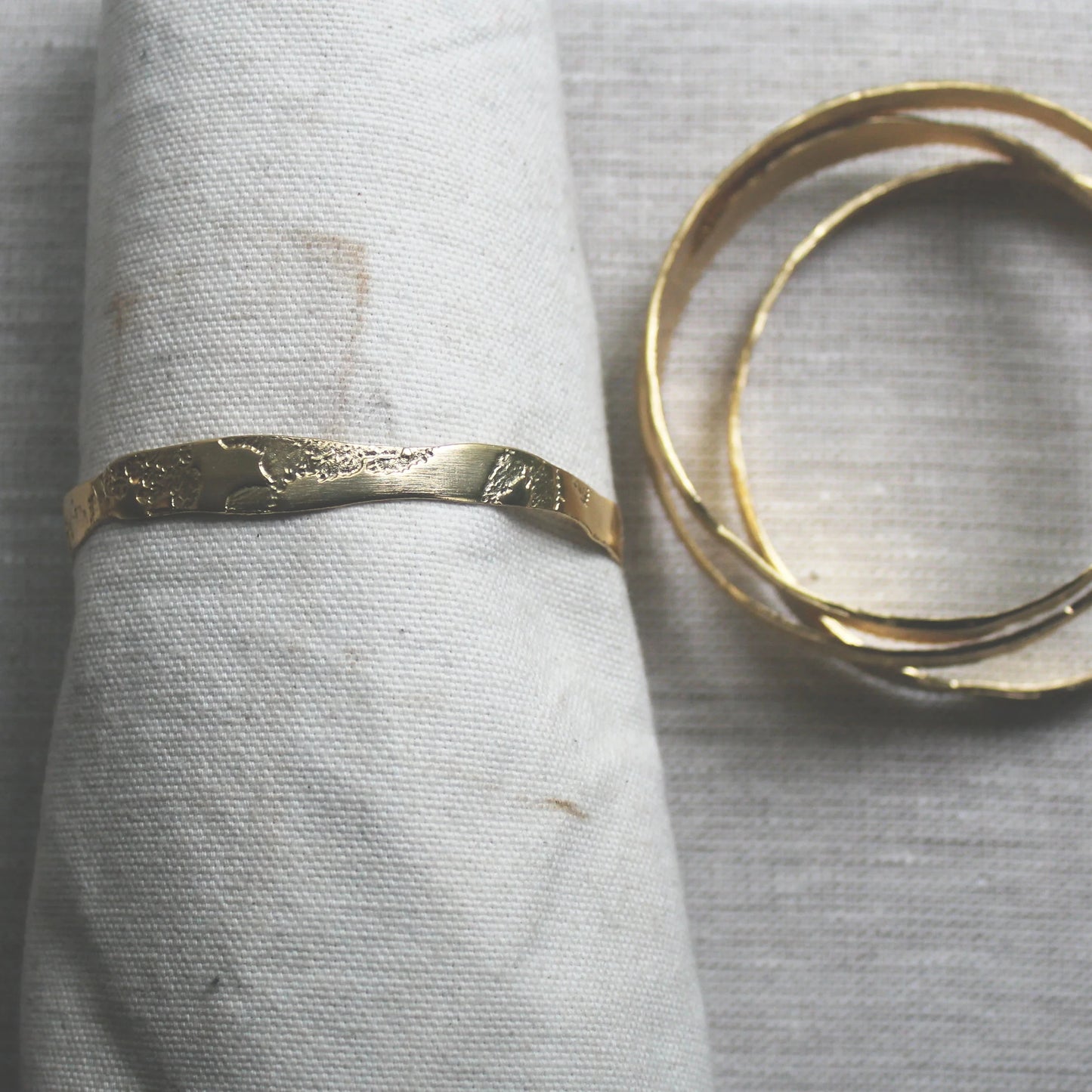 Hand Etched Gold Toned Bangle (Single)