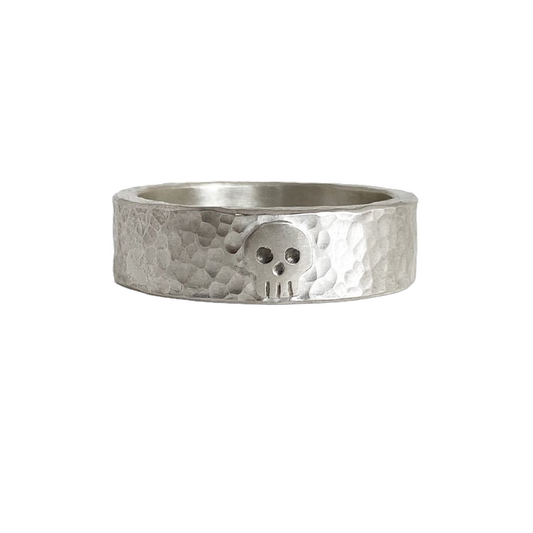 Single Skull Ring Wide Band