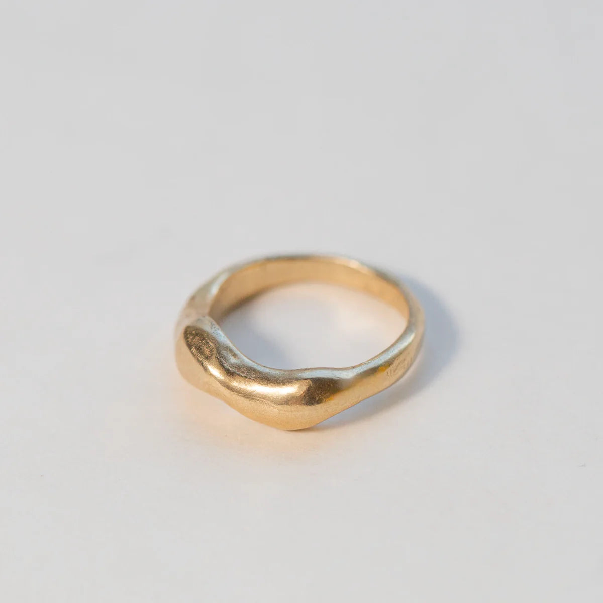 Tides Ring in 14k gold vermeil displayed in front view.